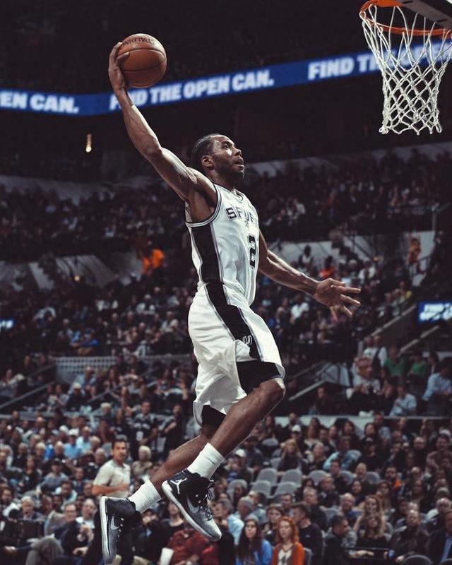 客单价与桌 客单价与桌